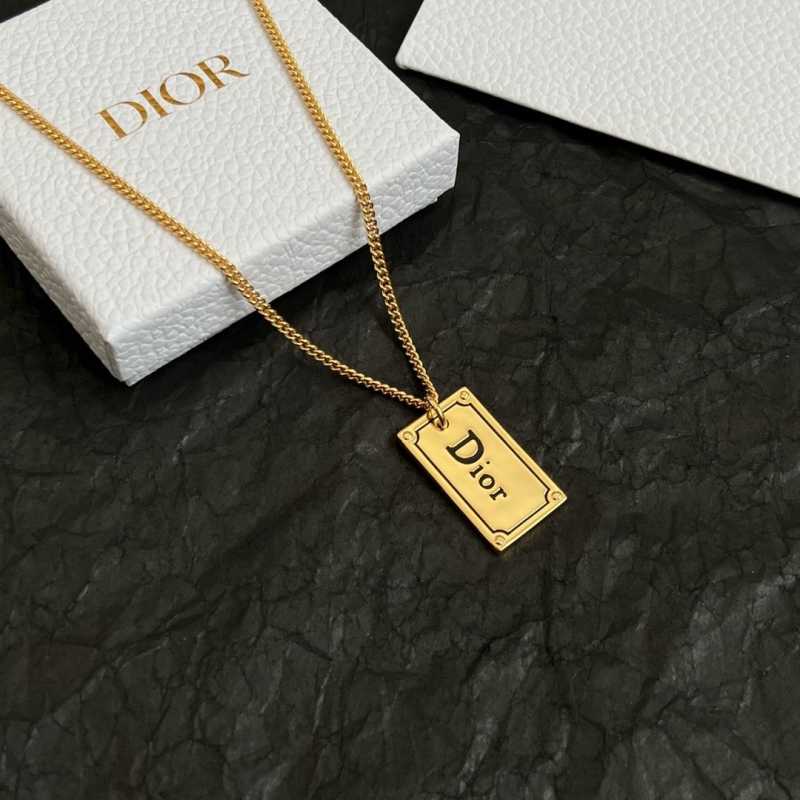 chr1st1an D10r necklaces